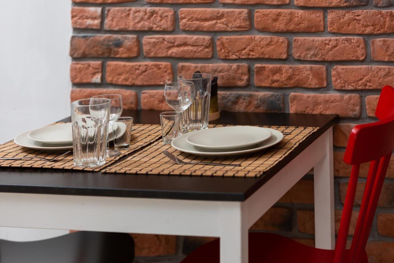 Downtown Studio Apartment Poznanska By Renters Varsóvia Exterior foto